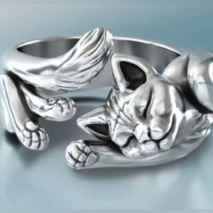 Super Cute 925 Silver Stamped Kitty Wrap Around Ring!